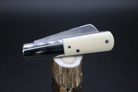 Todd Davison #2752 Baby Barlow Walrus Ivory.