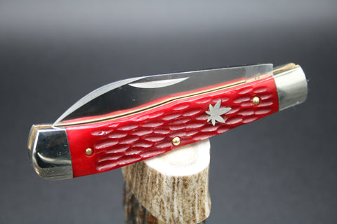 Cooper Cutlery W5119 Red Jigged Bone Weed & Company Trapper.