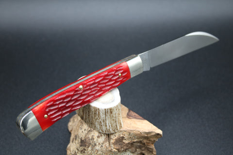 Cooper Cutlery W5119 Red Jigged Bone Weed & Company Trapper.