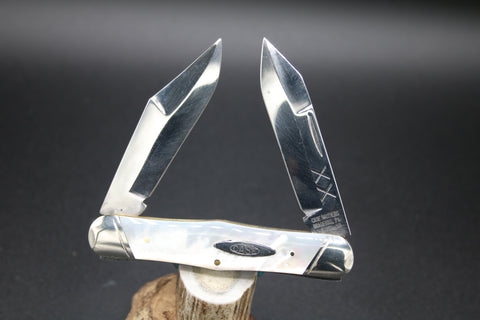 Case Classic #2046J Genuine Pearl Swell Center Moose. One of 5 Issued.
