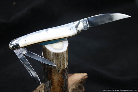 Case Classic 830055 Wharncliff Whittler Genuine Pearl. FACTORY SAMPLE. 1 of 5 MINT.